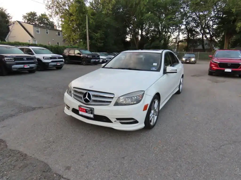 2011 Mercedes-Benz C-Class C300 Luxury 4MATIC's photo