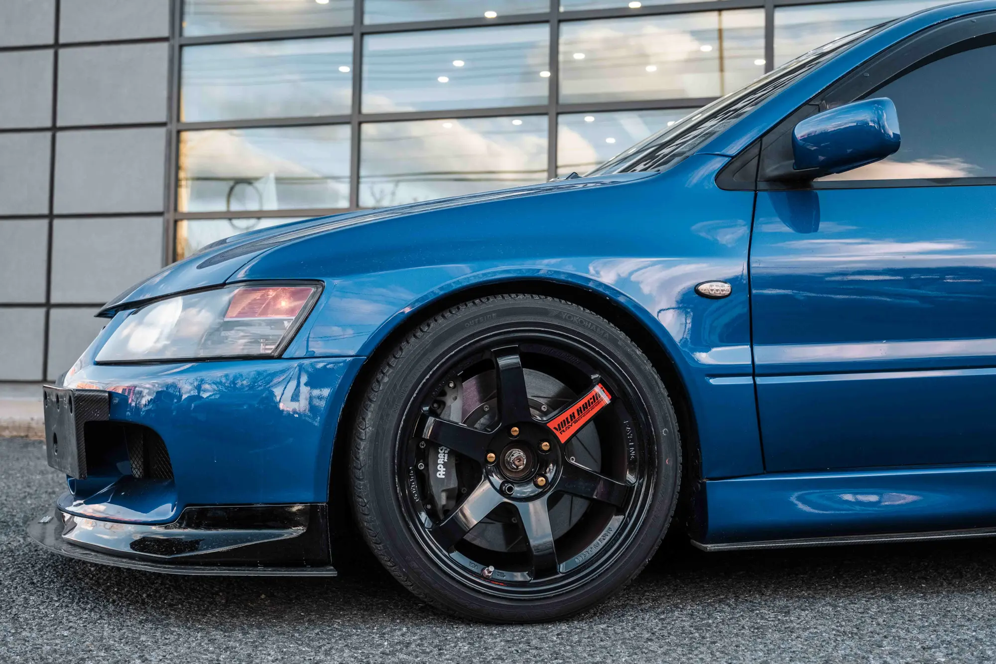 2006 Mitsubishi Lancer Evolution IX photo 3