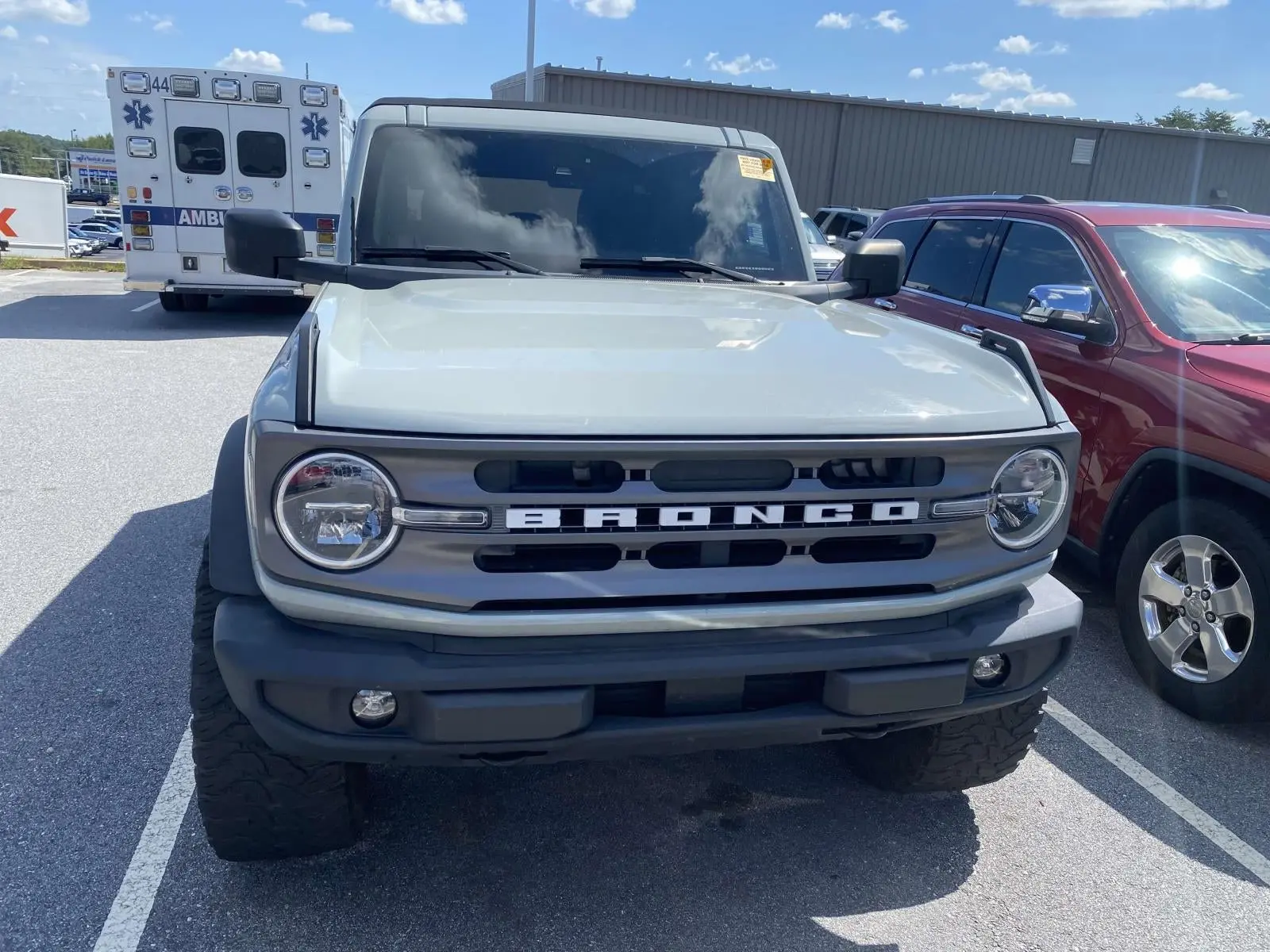 Vehicle Image 2