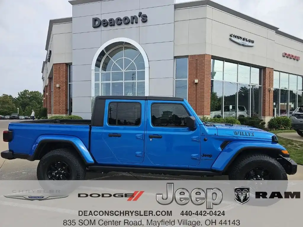 2021 Jeep Gladiator Willys's photo