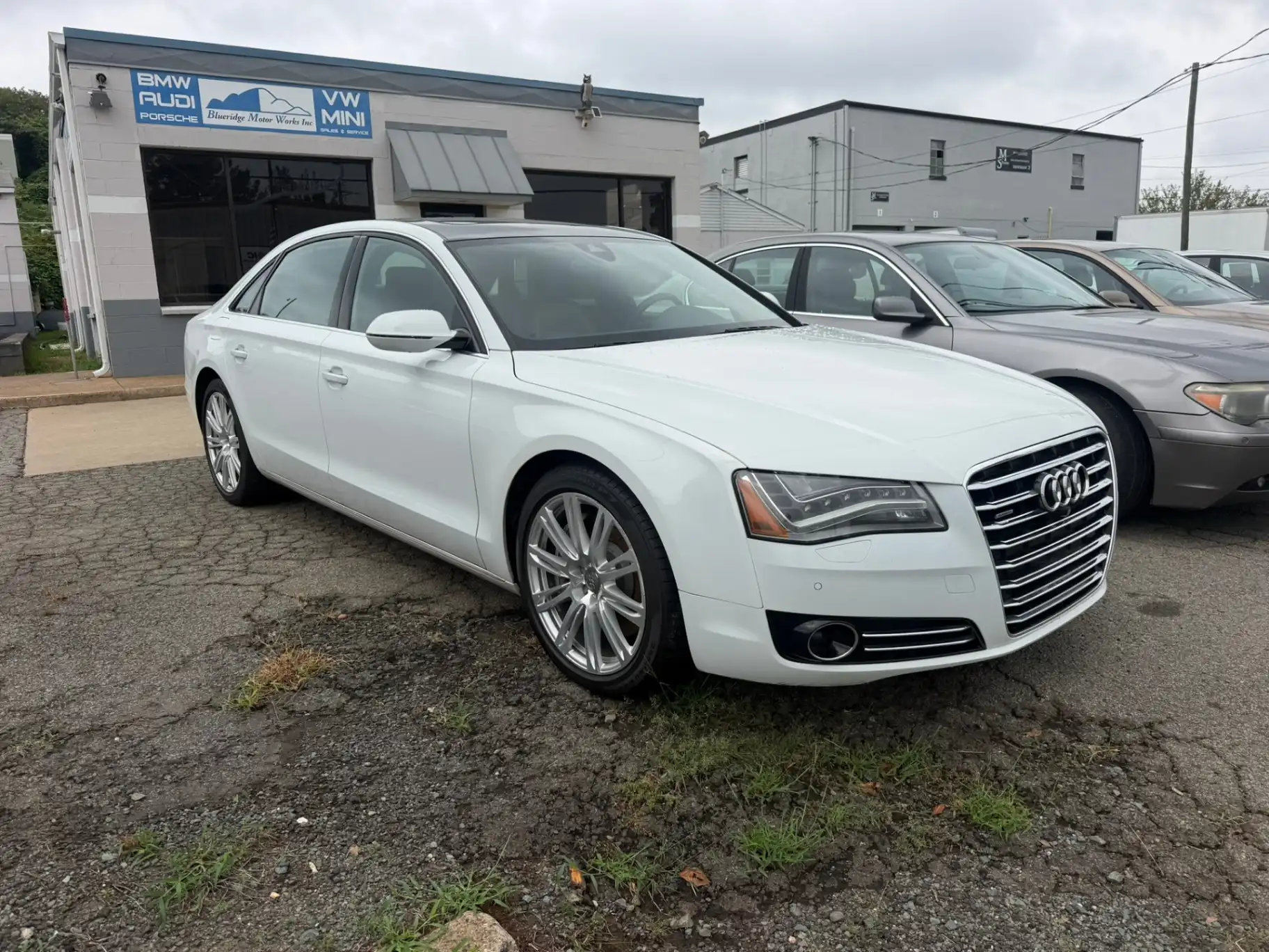 2013 Audi A8 4.0T quattro Tiptronic LWB's photo