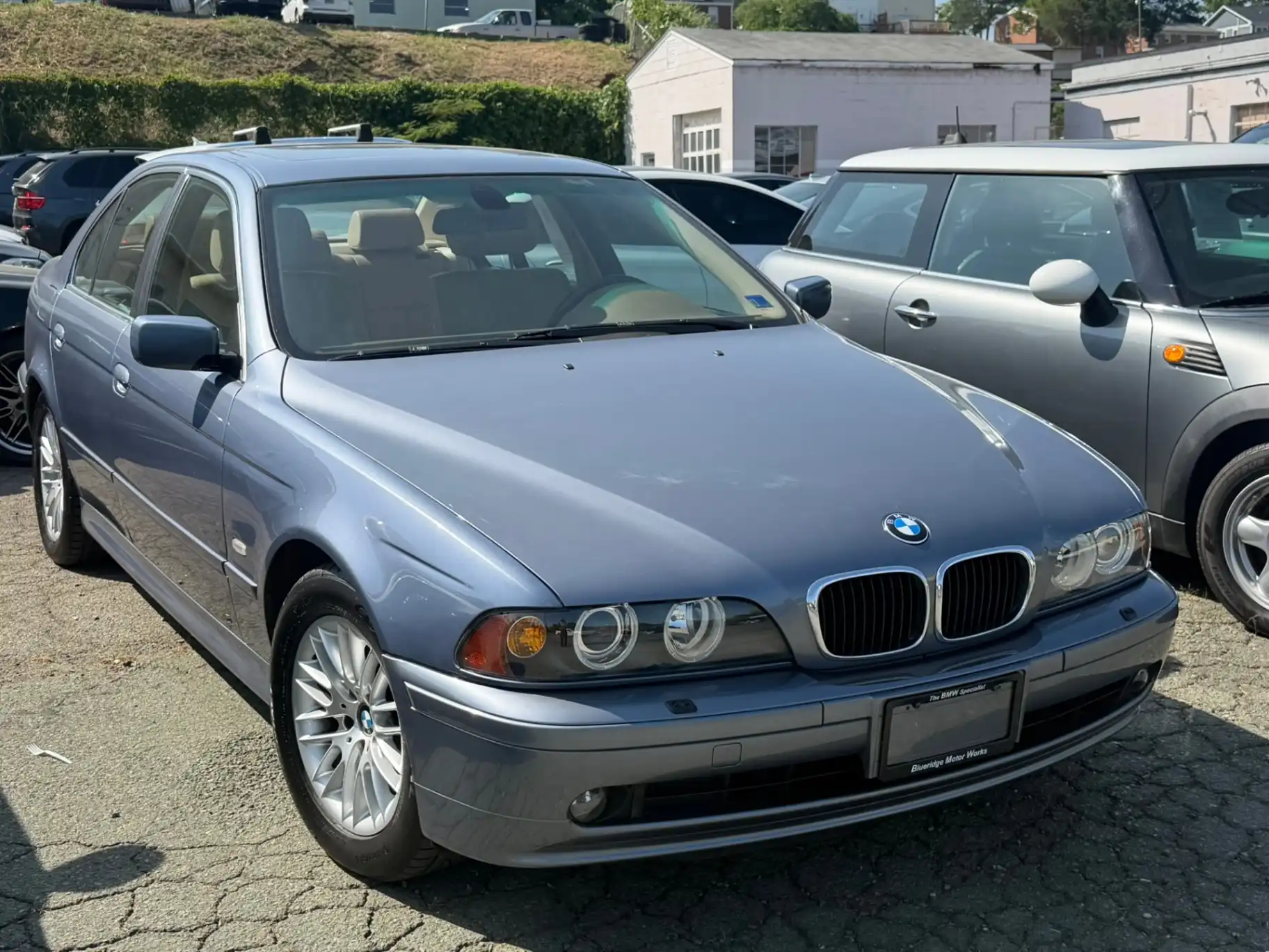 2001 BMW 5 Series 530i's photo