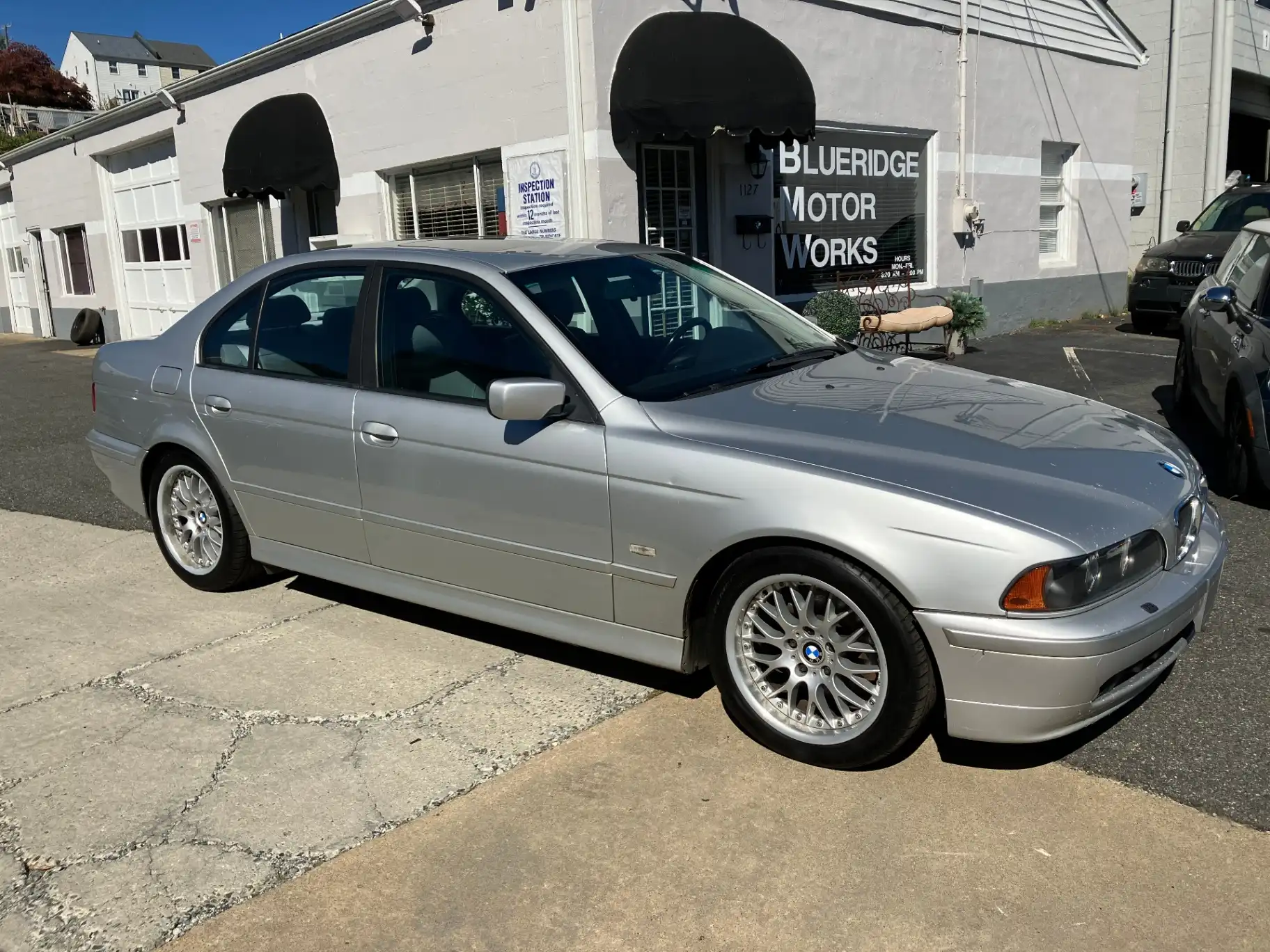 2001 BMW 5 Series 530i's photo