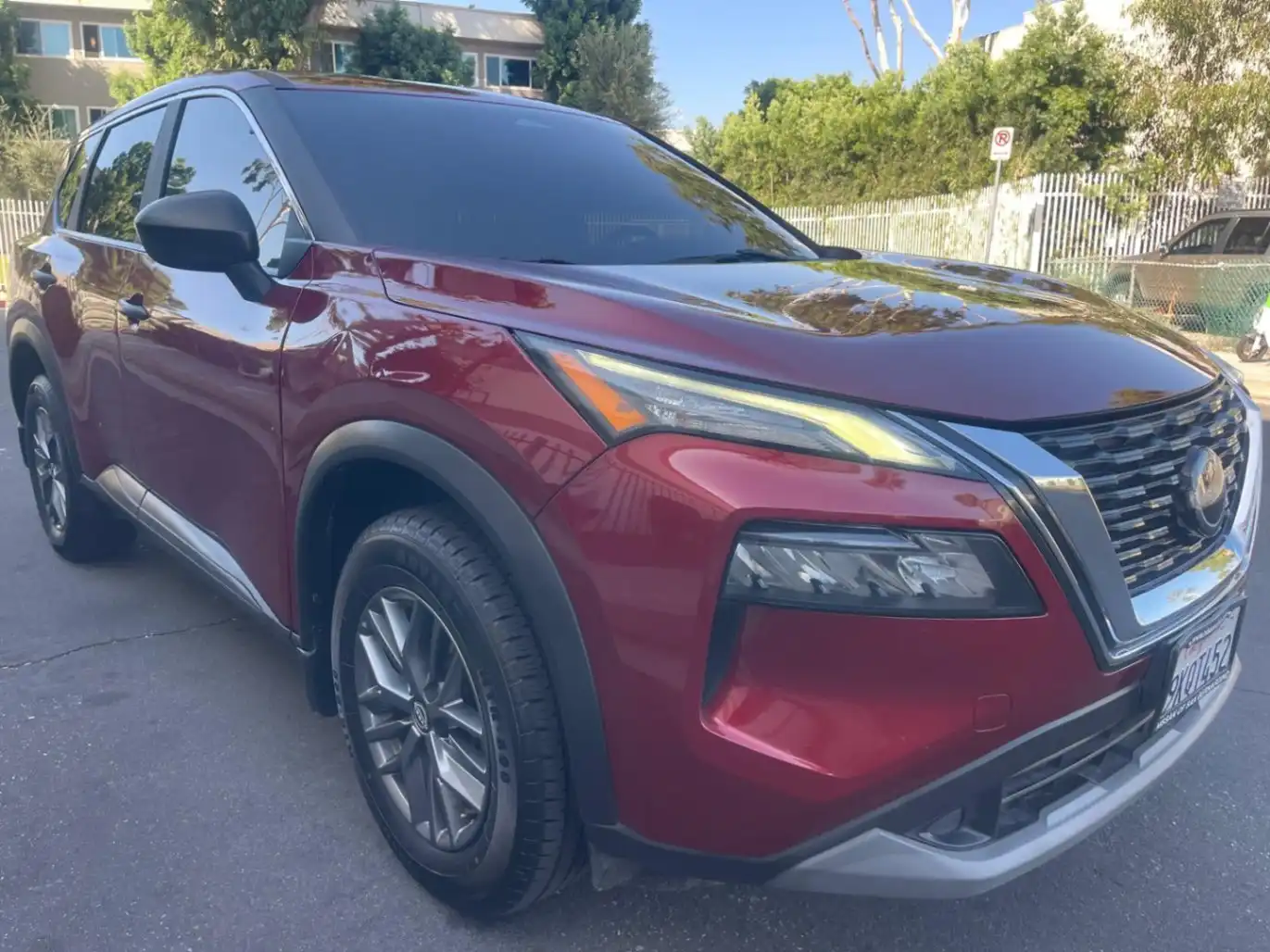 2023 Nissan Rogue S FWD's photo