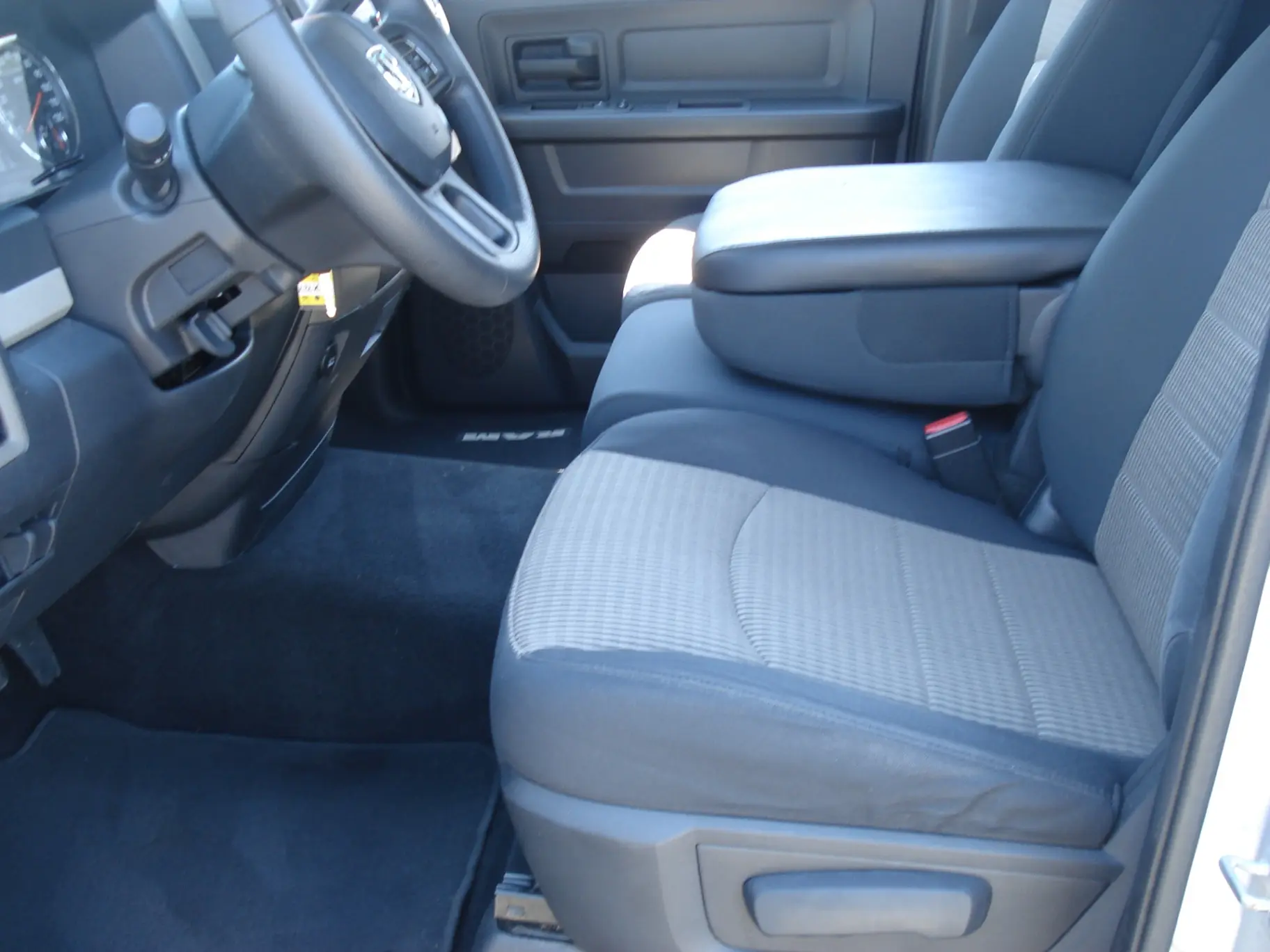 2012 RAM 1500 Express Quad Cab photo 5