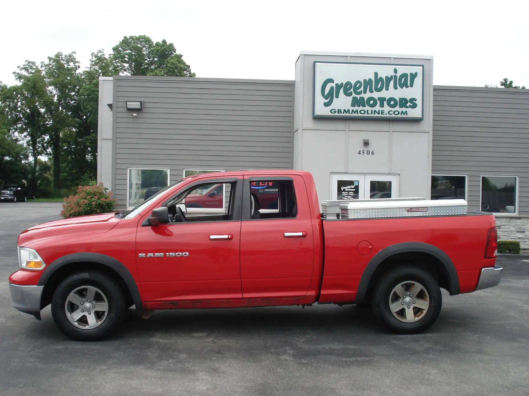 Vehicle Image 1