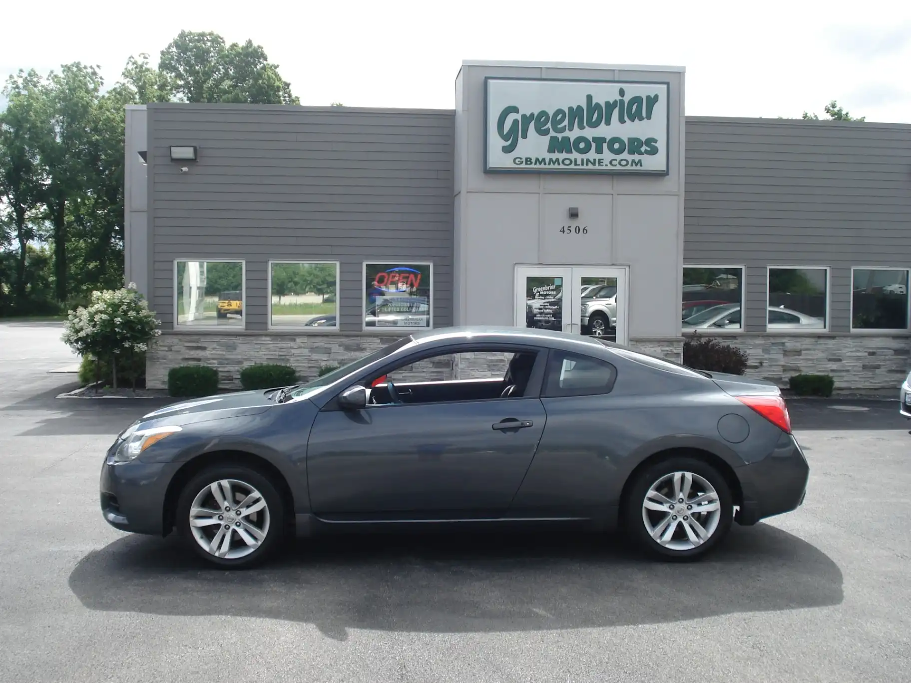 2013 Nissan Altima Coupe 2.5 S CVT's photo