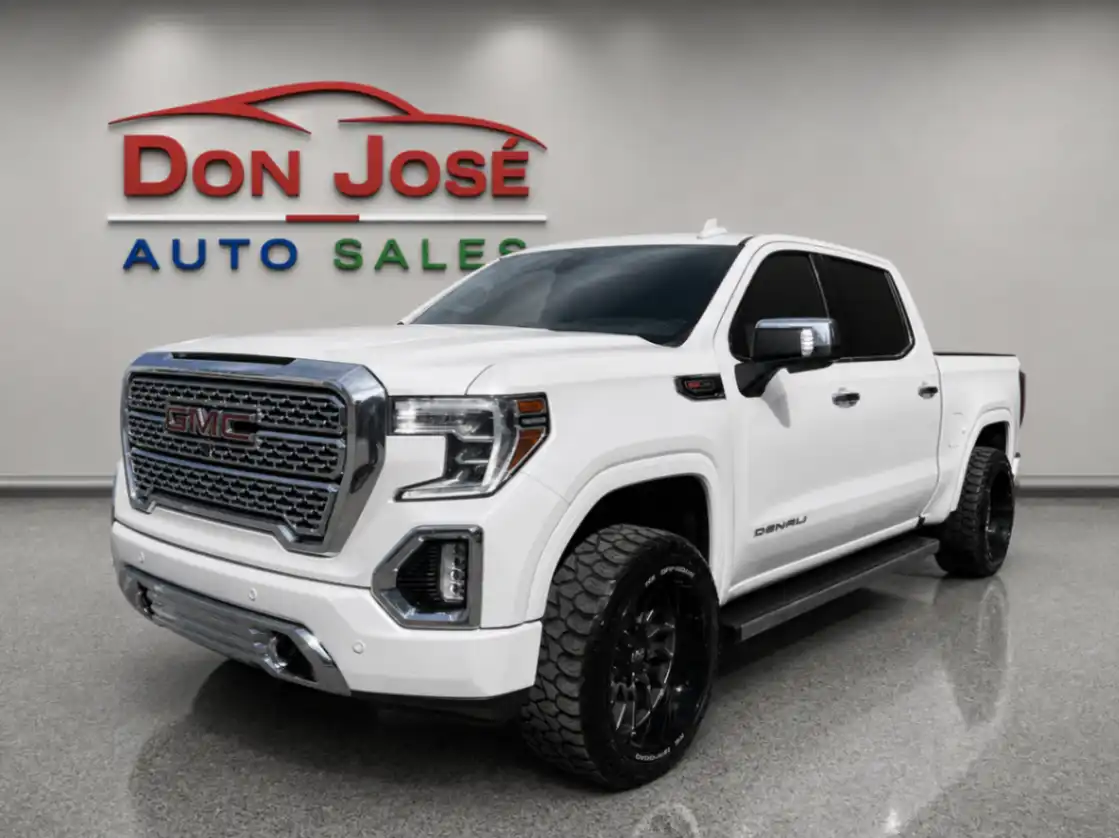 2019 GMC Sierra 4WD Crew Cab Short Box's photo