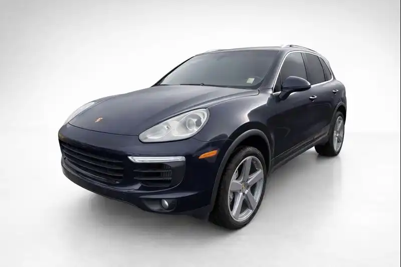 2017 Porsche Cayenne S's photo
