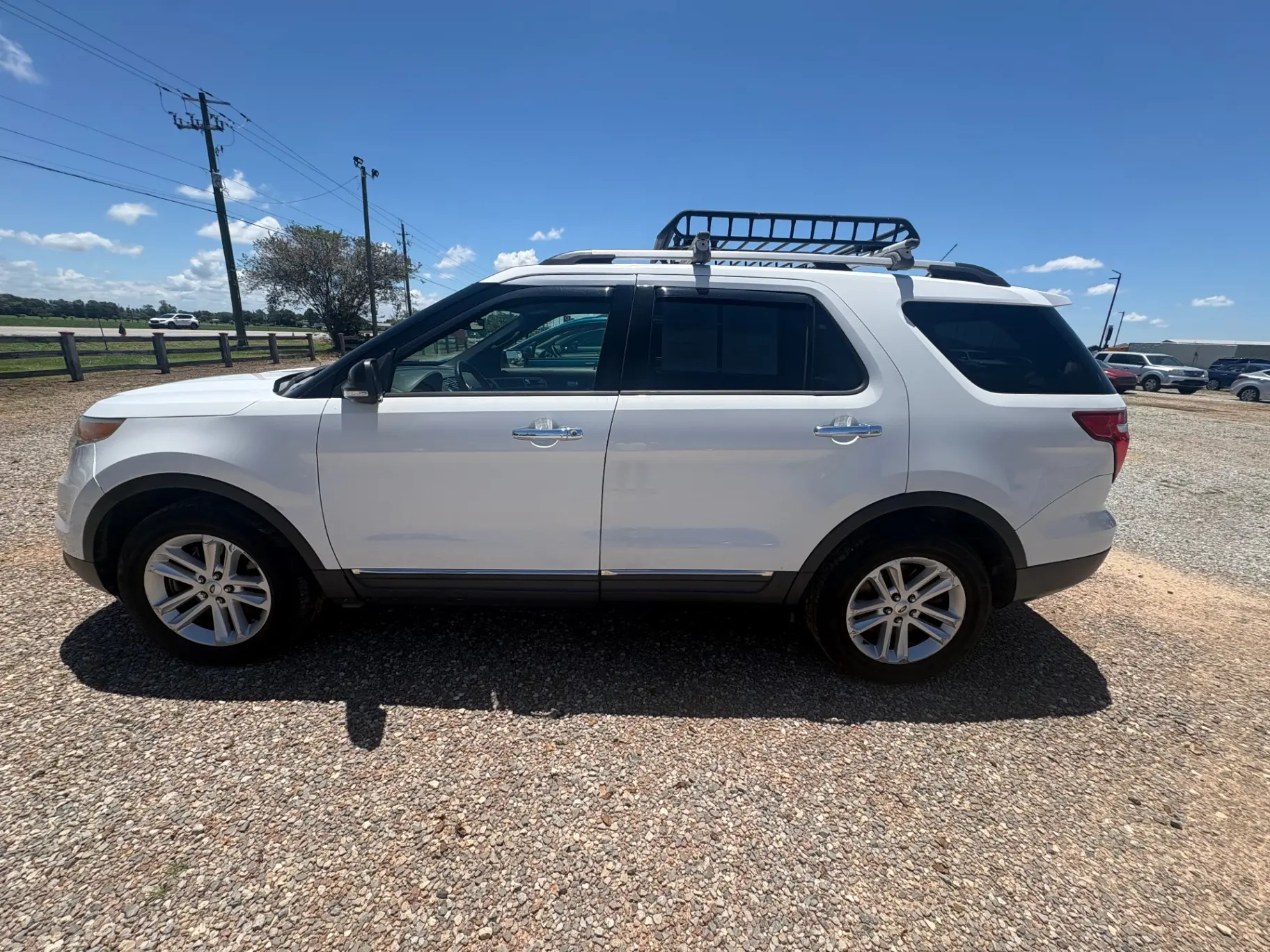 2015 Ford Explorer XLT photo 4