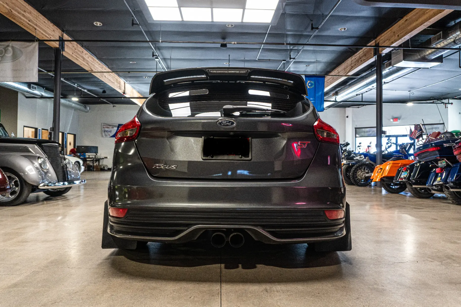 2018 Ford Focus Hatch ST photo 5