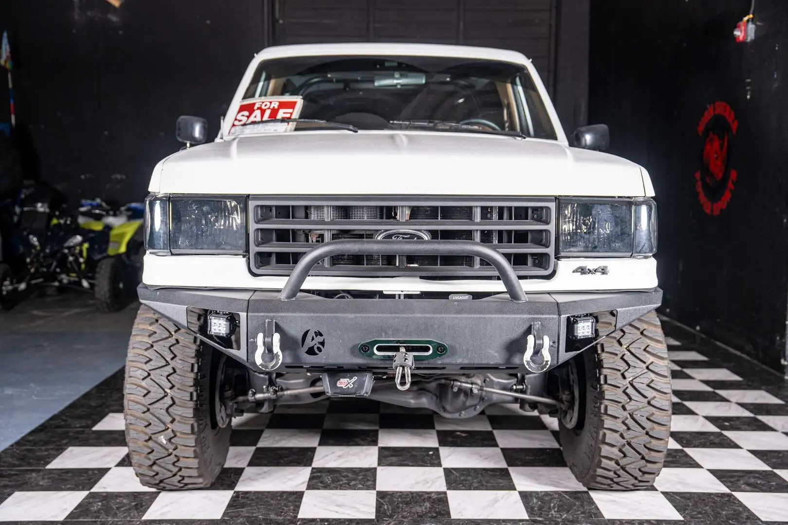 1989 Ford Bronco's photo