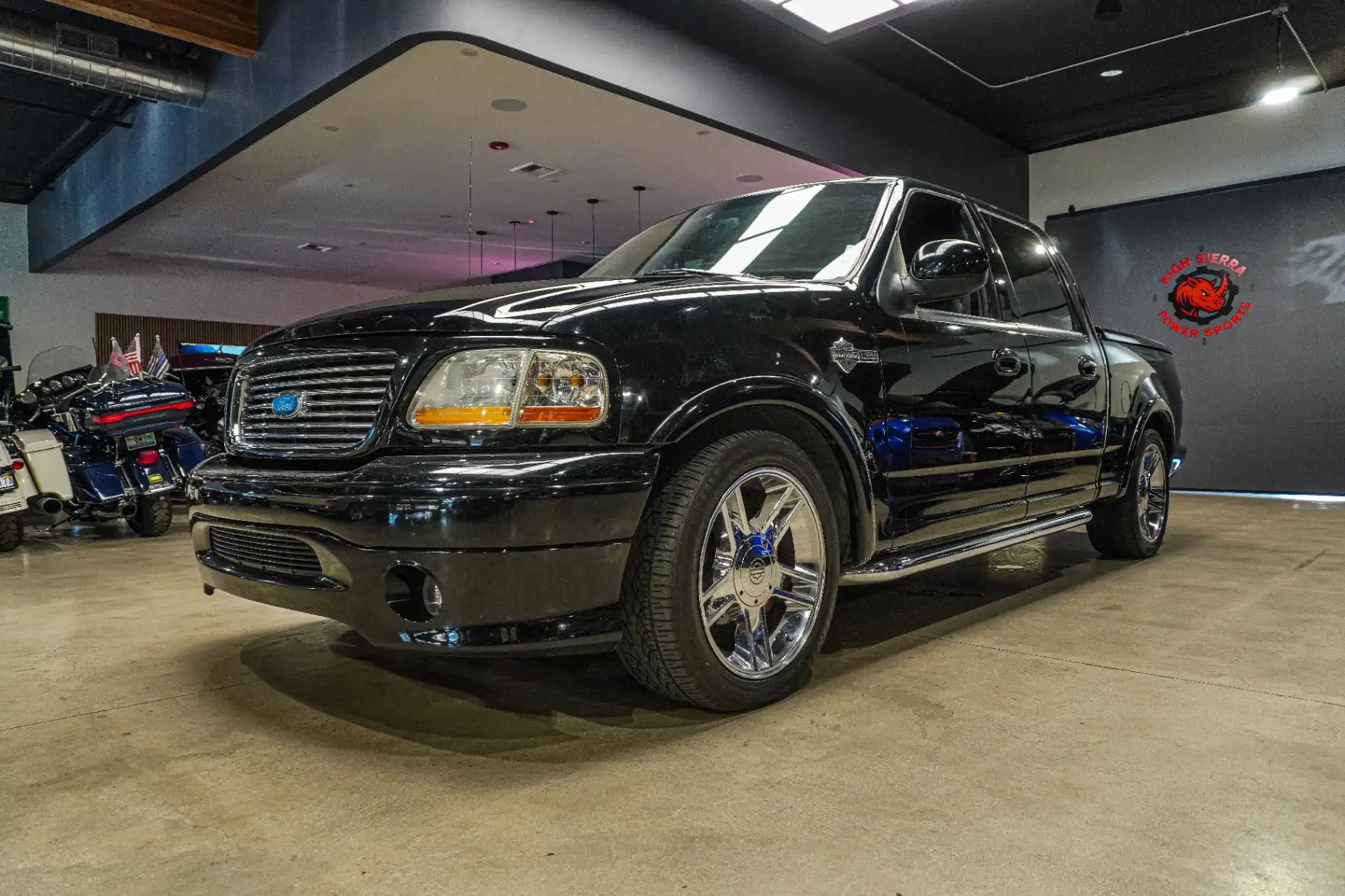 2002 Ford F-150 Harley-Davidson SuperCrew's photo