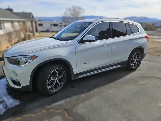 2016 BMW X1 xDrive28i's photo