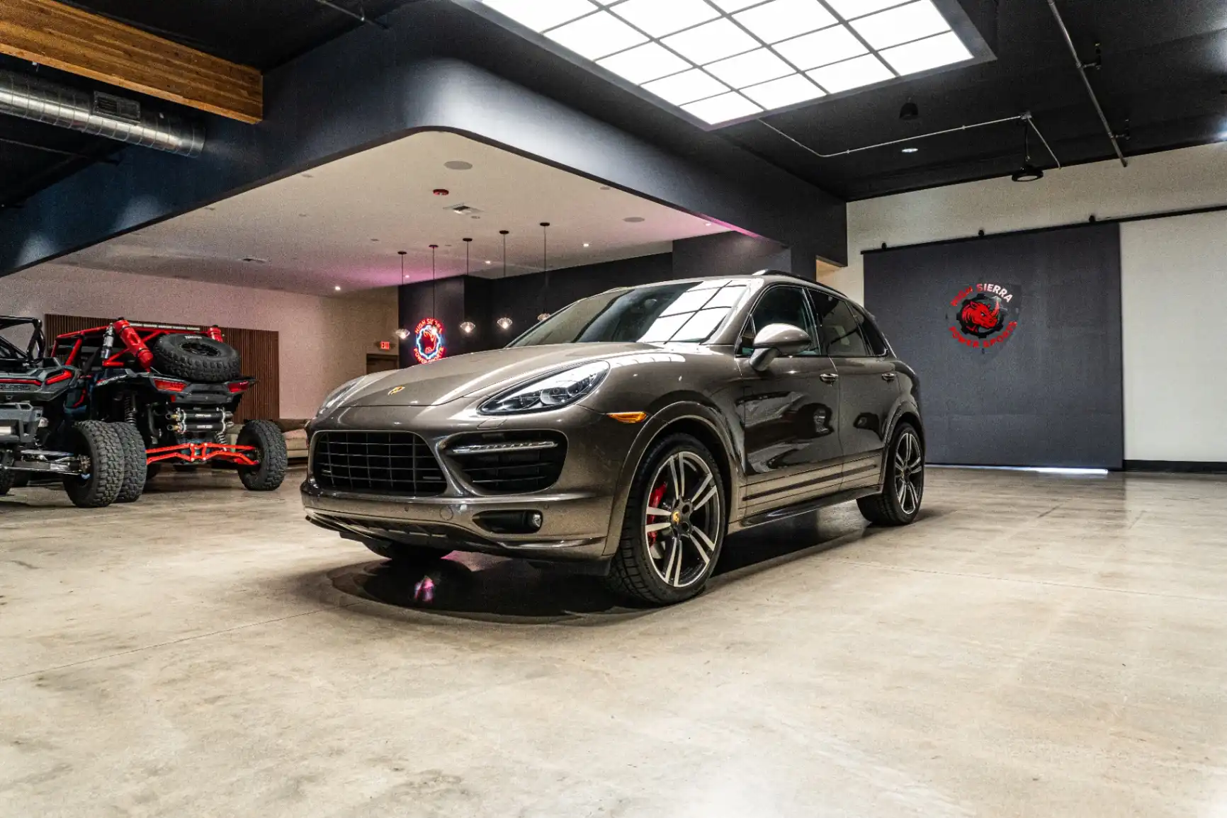 2013 Porsche Cayenne GTS's photo