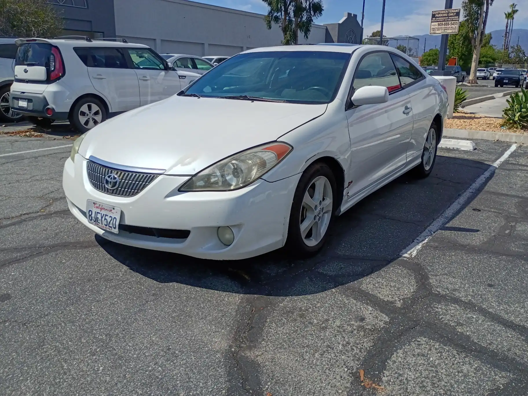 2005 Toyota Camry Solara SE's photo