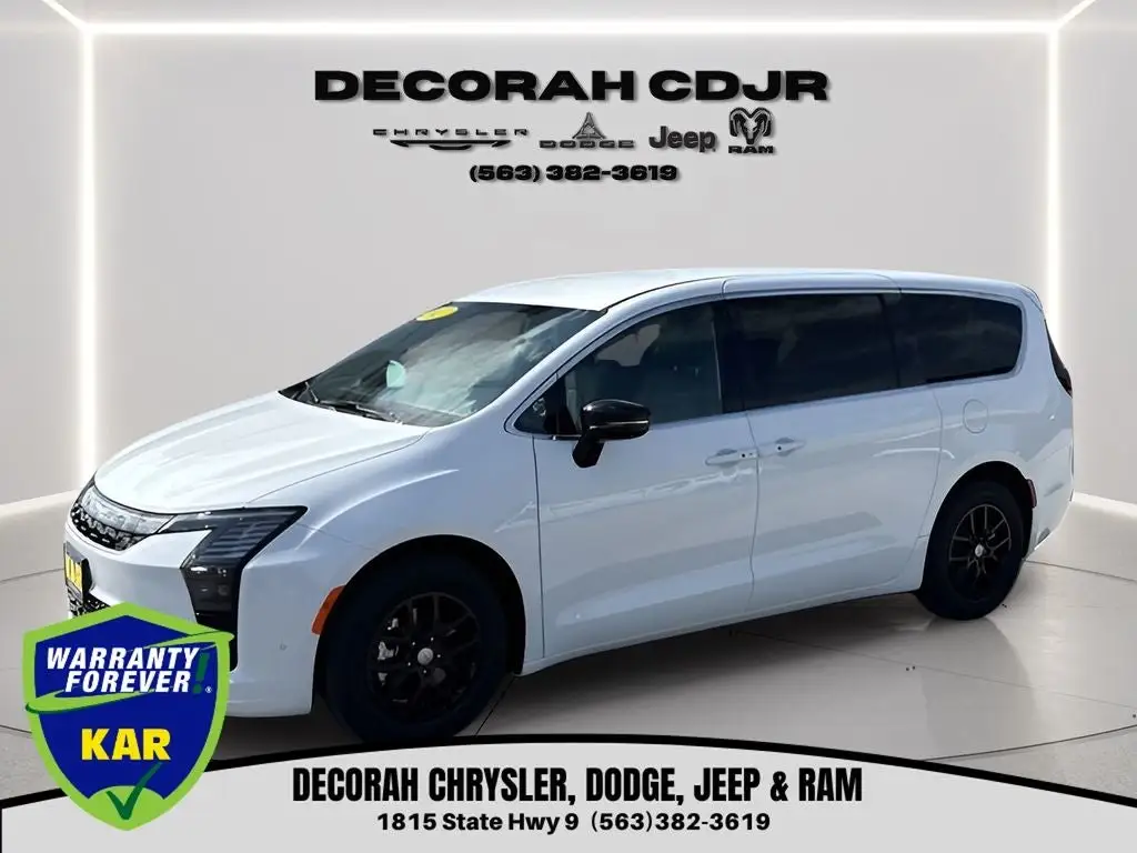 2027 Chrysler Pacifica Select photo 1