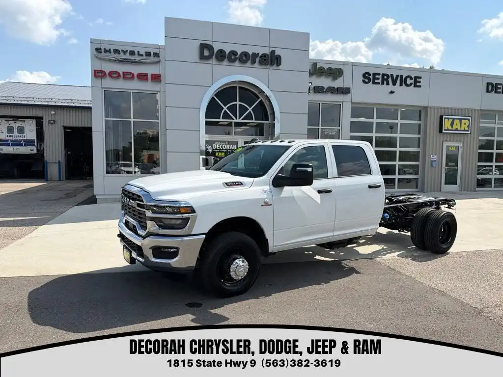 2026 RAM 3500 Tradesman 4X4 Crew Cab's photo