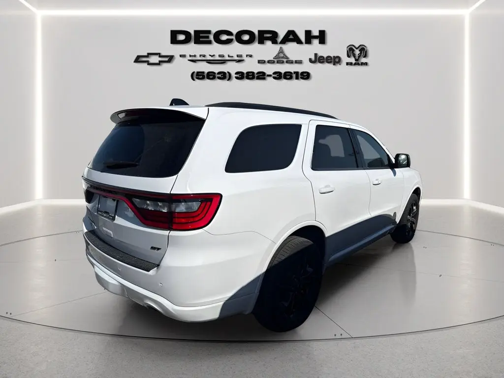 2025 Dodge Durango GT AWD Plus photo 3