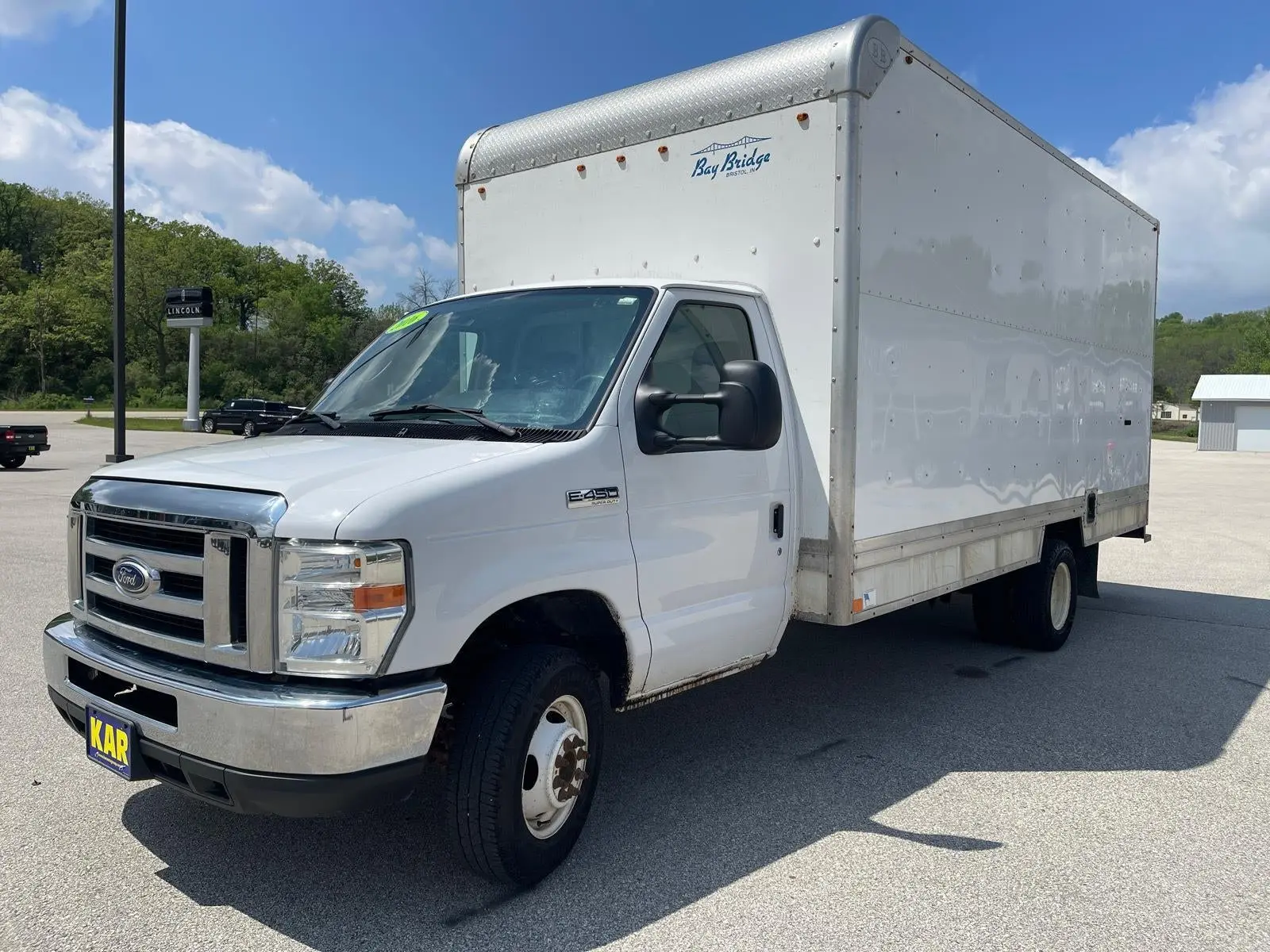 2016 Ford E-Series DRW E-450 Super Duty 176 in WB photo 3