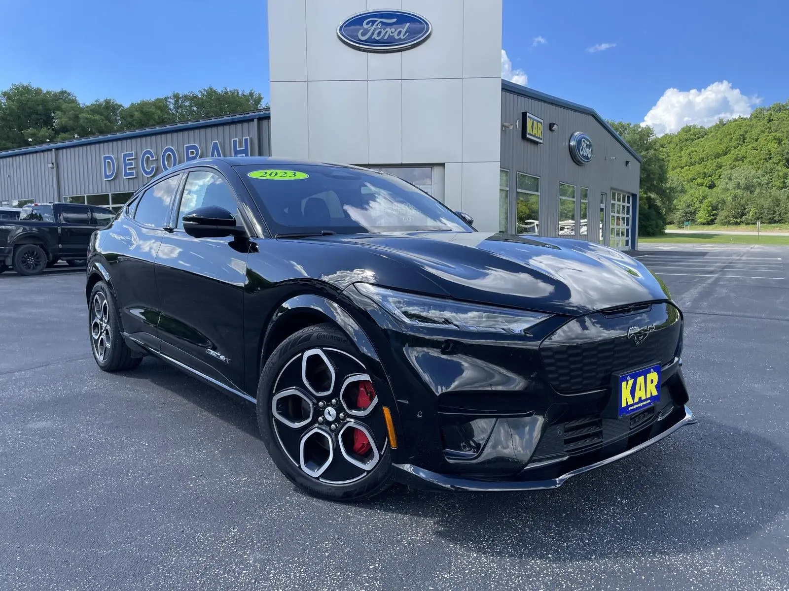 2023 Ford Mustang-Mach-e GT photo 3