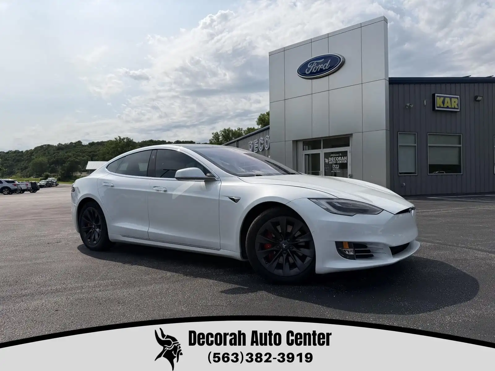 2019 Tesla Model S Performance's photo