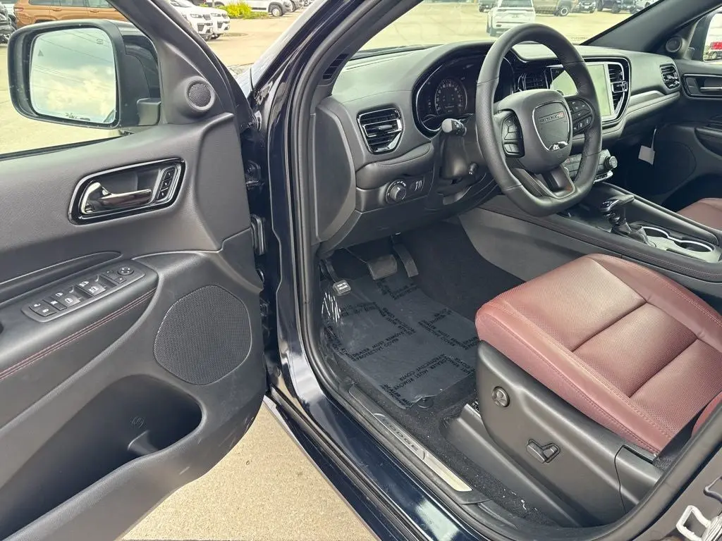 2026 Dodge Durango GT Plus AWD photo 5