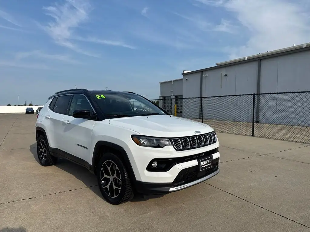 2024 Jeep Compass Limited 4X4 photo 1