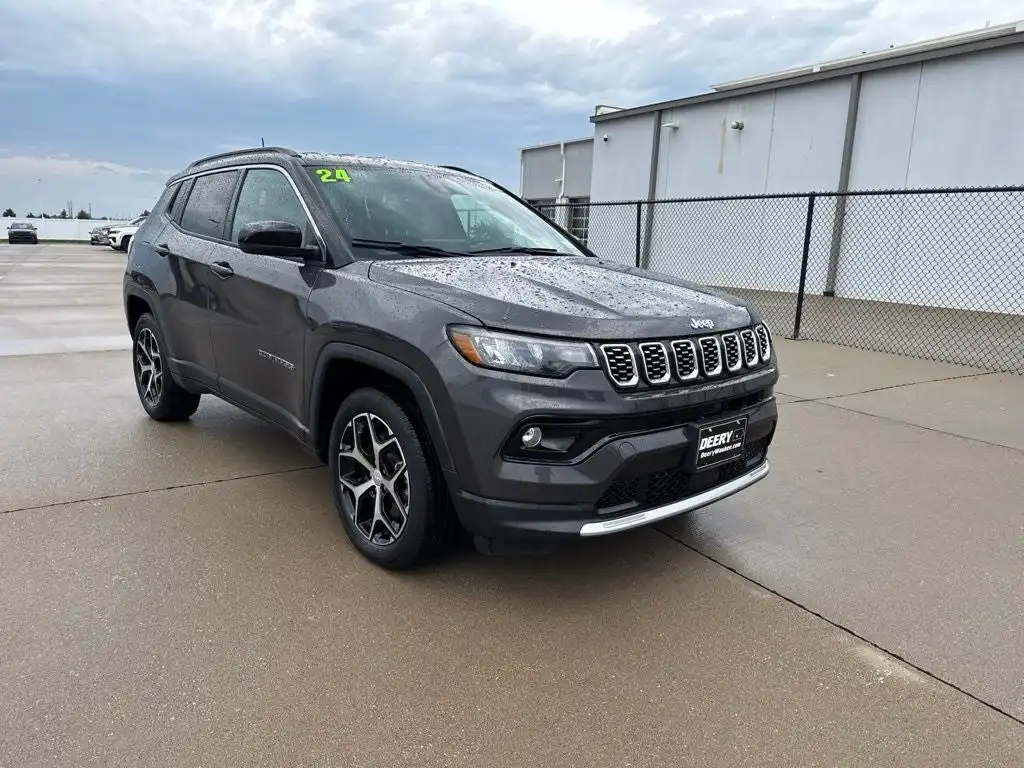 2024 Jeep Compass Limited 4WD's photo