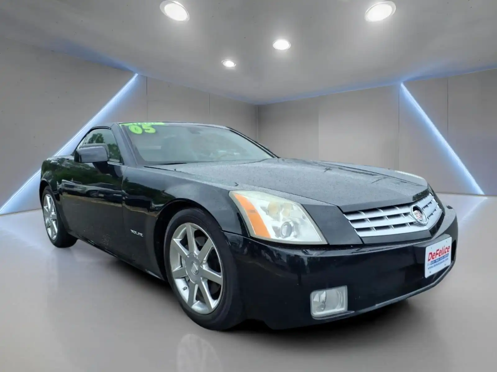 2005 Cadillac XLR V8 Roadster's photo
