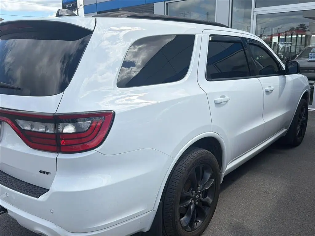 2025 Dodge Durango GT AWD Plus photo 4