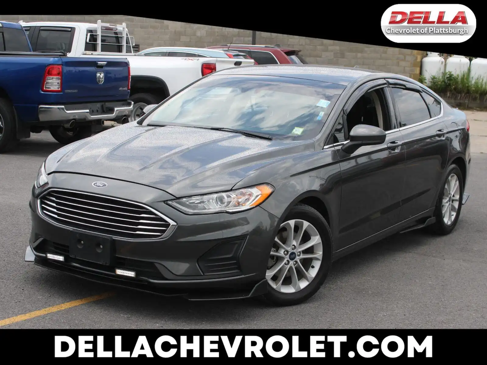2020 Ford Fusion SE FWD's photo