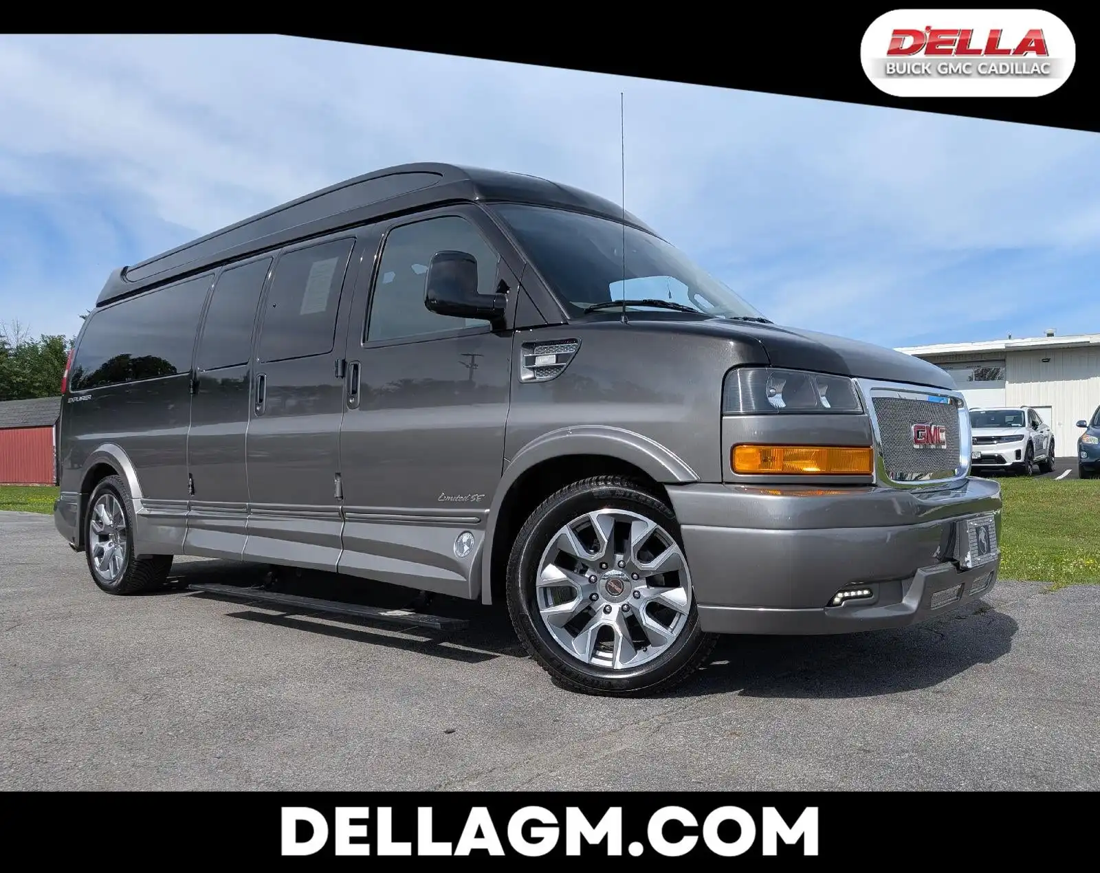 2023 GMC Savana 2500 Ext WB's photo