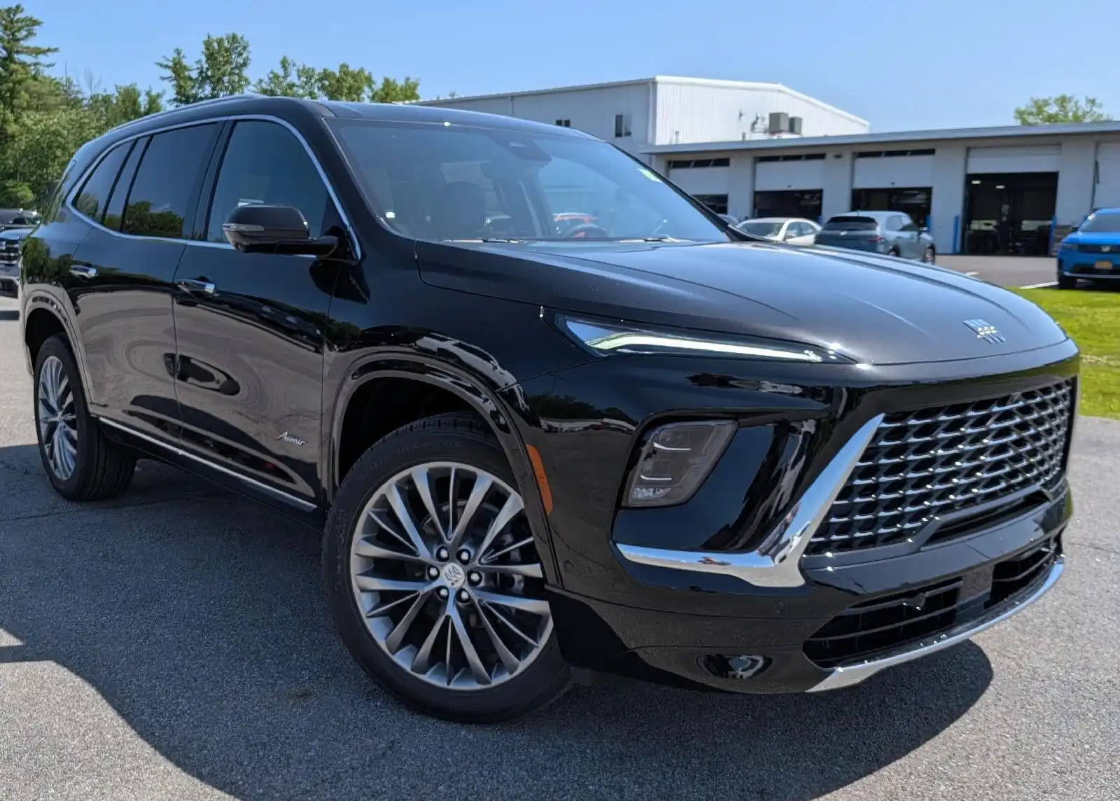 2026 Buick Enclave Avenir AWD's photo