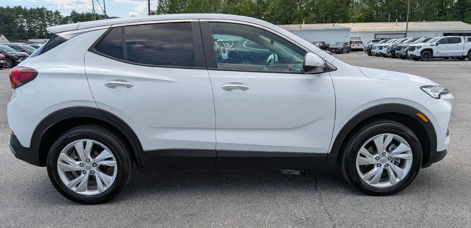 2024 Buick Encore GX Preferred AWD photo 5
