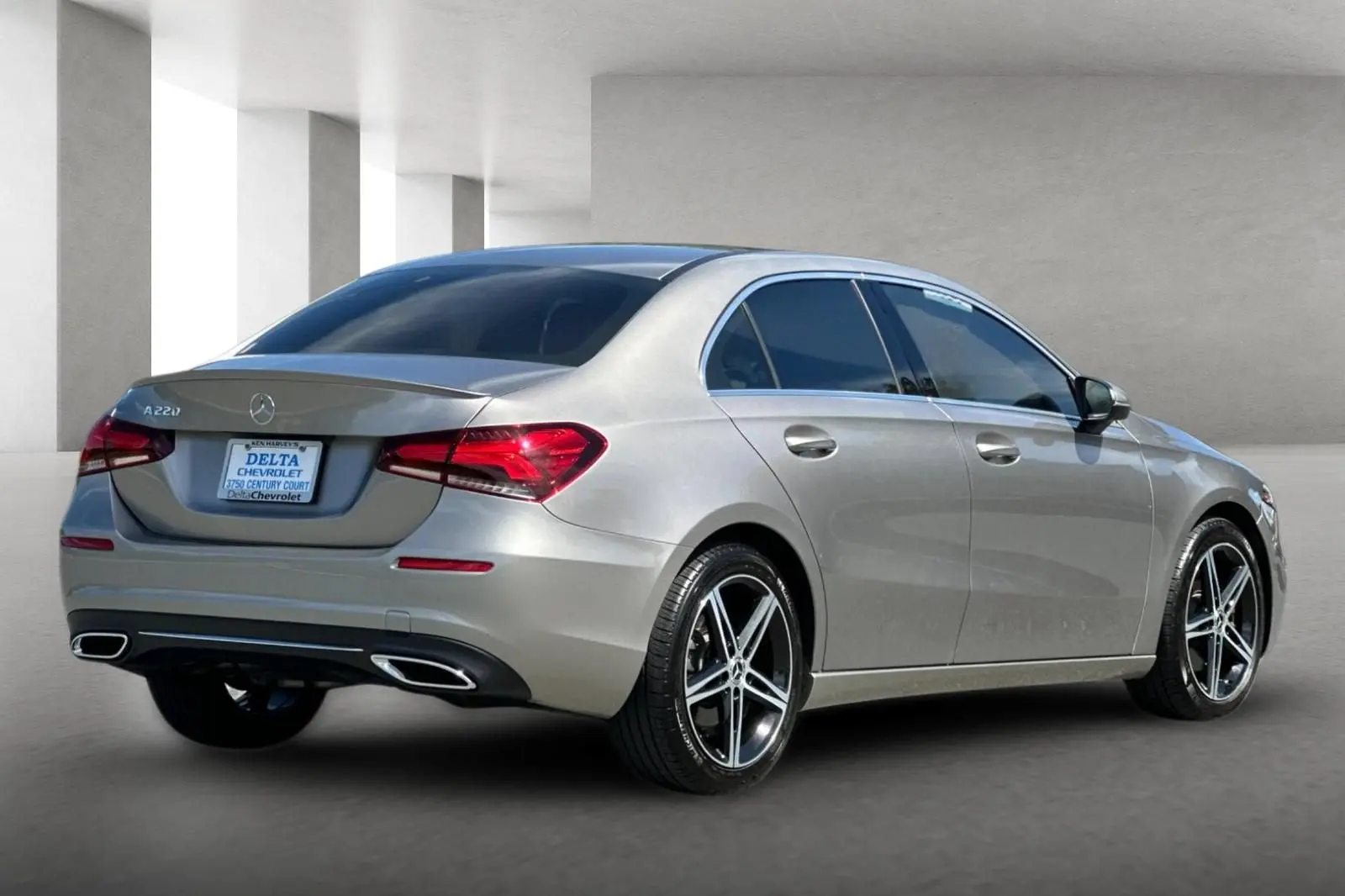 2019 Mercedes-Benz A-Class A220 photo 4