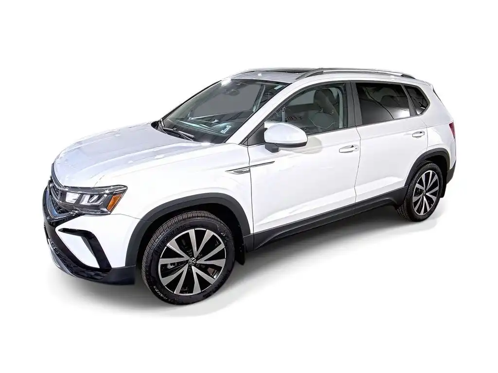 2023 Volkswagen Taos 1.5T SE 4Motion's photo