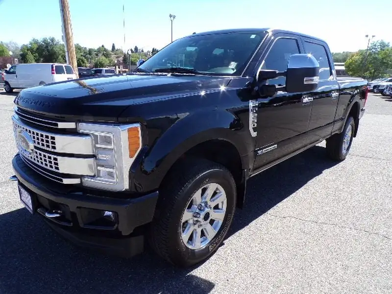 2017 Ford F-250 Platinum 4WD CrewCab 6-3/4' Box's photo