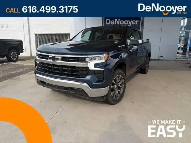 2022 Chevrolet Silverado 1500 LT 4X4 Crew Cab Short Box's photo