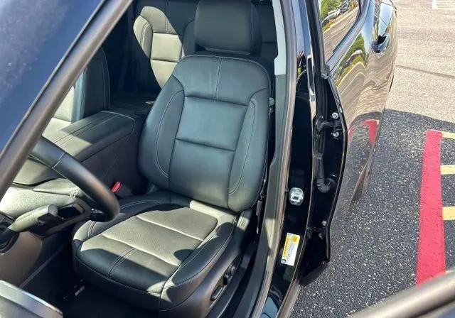 2023 Chevrolet Blazer 2.0T 3LT AWD photo 5