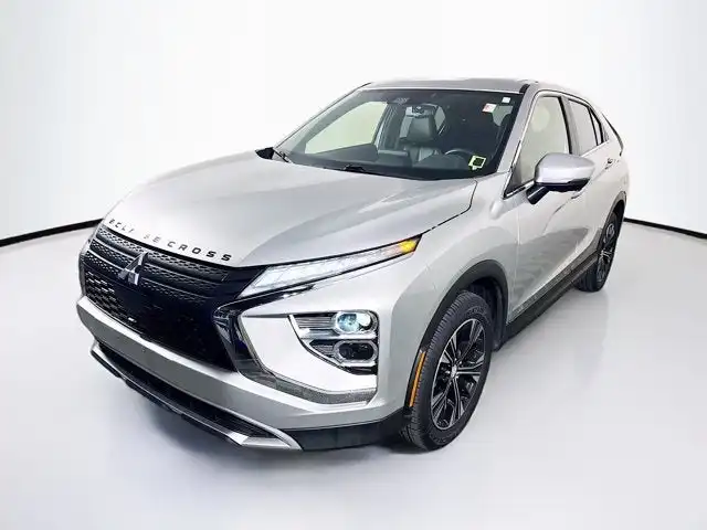 2022 Mitsubishi Eclipse Cross SEL S-AWC's photo
