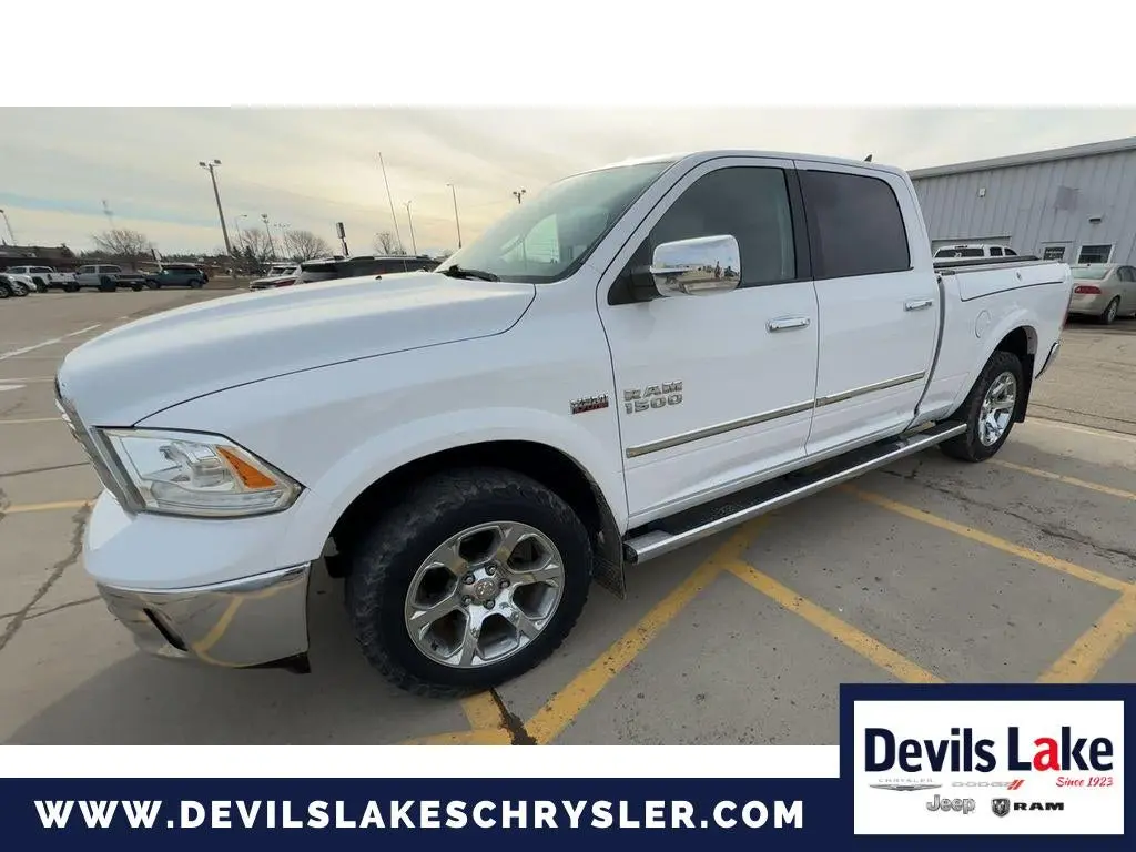 2016 RAM 1500 Laramie 4x4 Crew Cab 6'4 photo 5