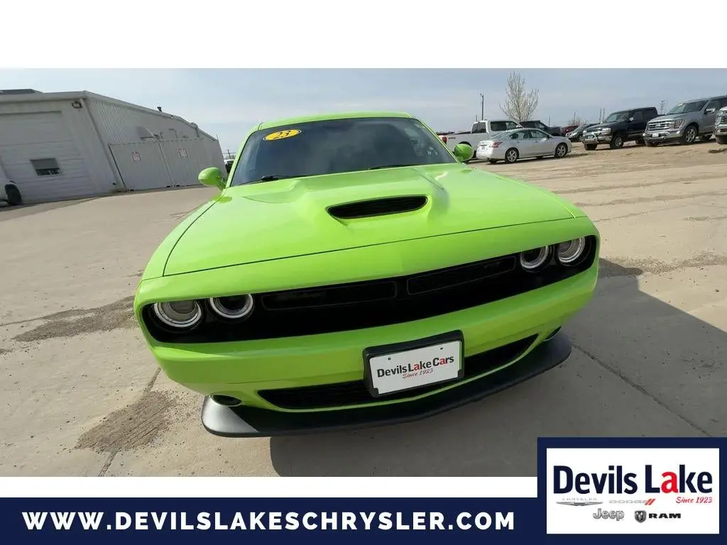 2023 Dodge Challenger GT Auto AWD photo 4