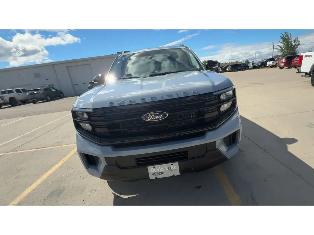2026 Ford Expedition Active MAX 4x4 photo 4