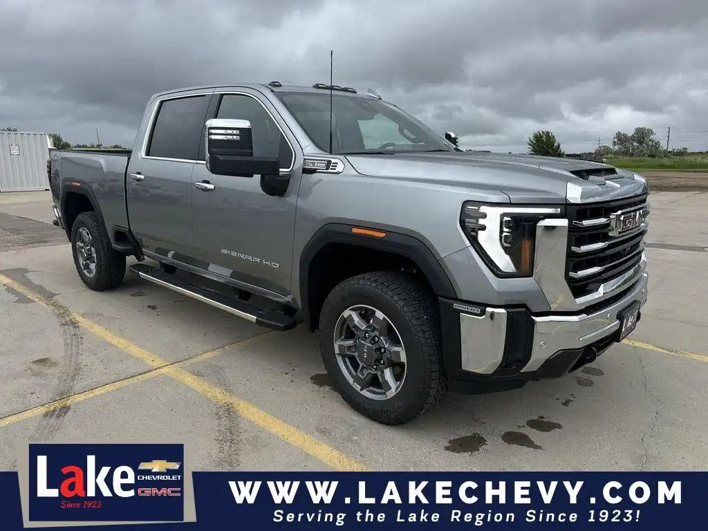 2026 GMC Sierra 4WD Crew Cab Standard Box SLT's photo