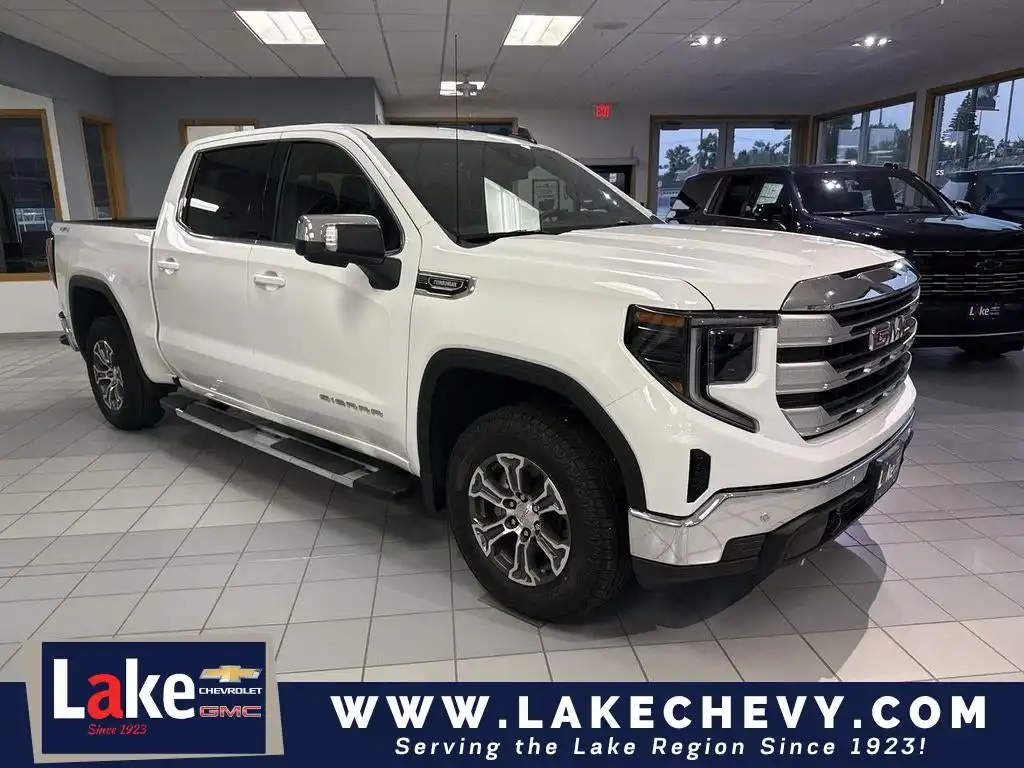 2026 GMC Sierra 4WD Crew Cab Short Box SLE's photo