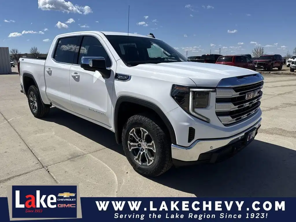 2026 GMC Sierra 4WD Crew Cab Short Box SLE's photo