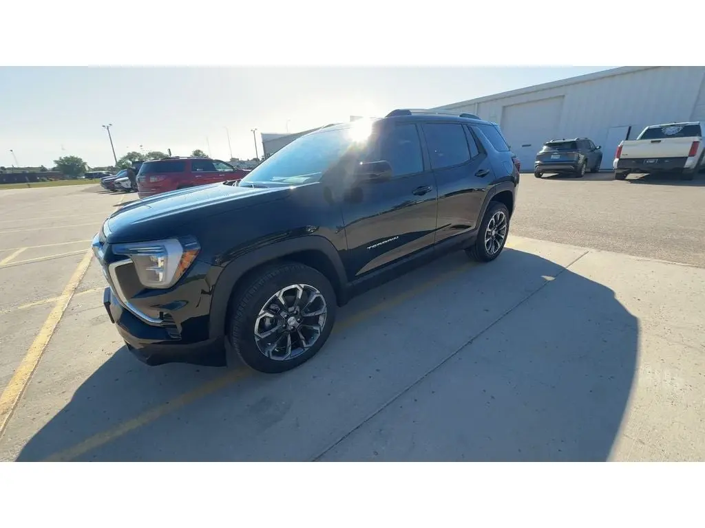 2027 GMC Terrain Elevation AWD photo 5