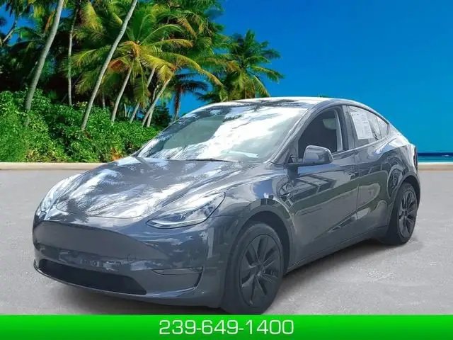 2025 Tesla Model Y Long Range RWD photo 1