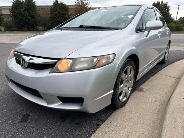 2010 Honda Civic LX Auto's photo